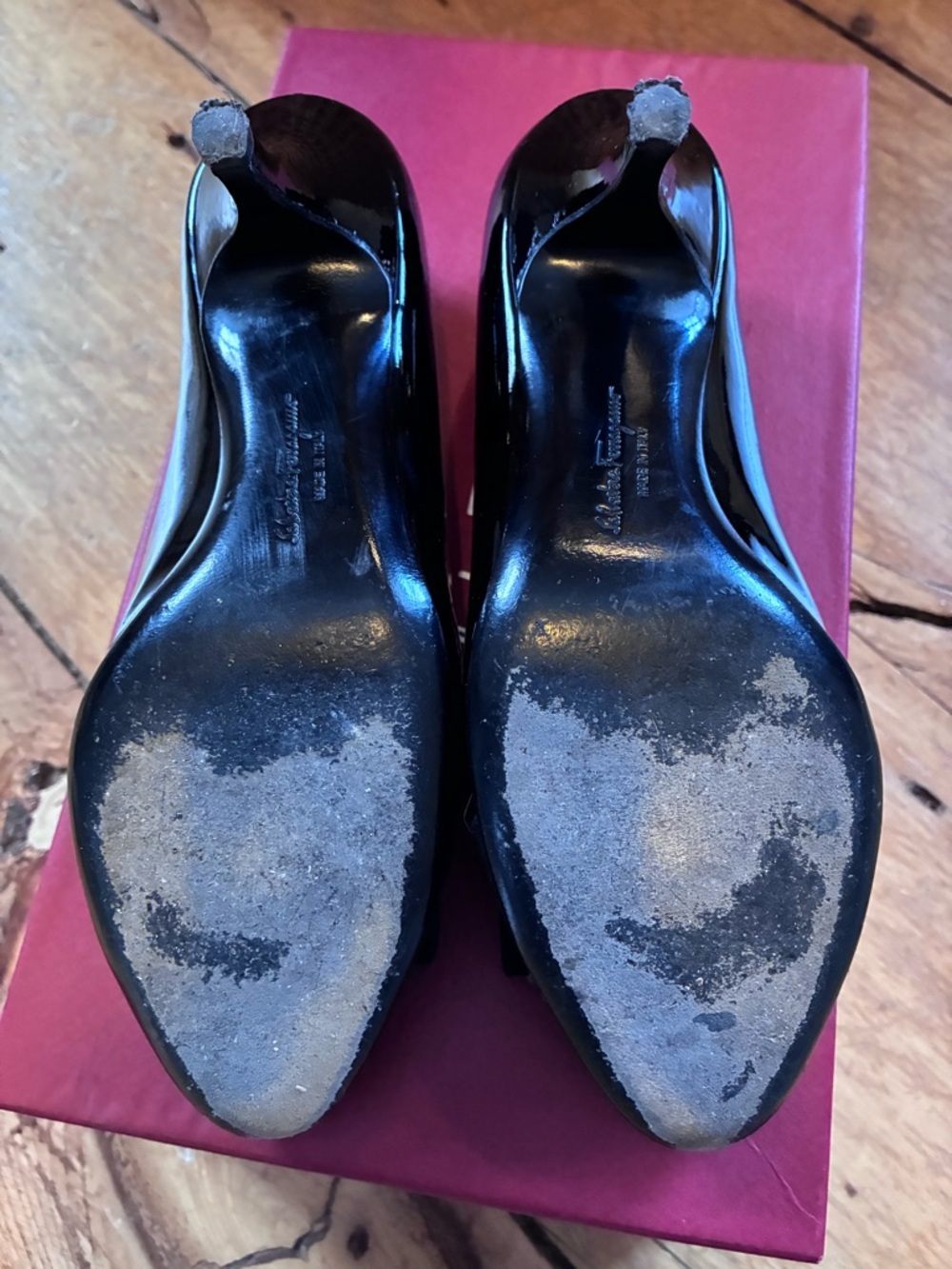 Salvatore Ferragamo Black Patent leather Carla Pumps - Picture 2 of 12